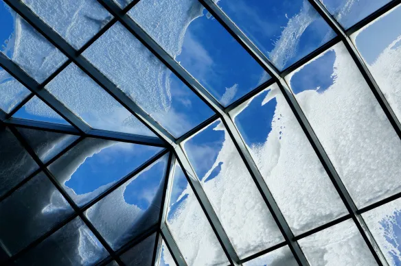 Электрообогрев стеклянных крыш