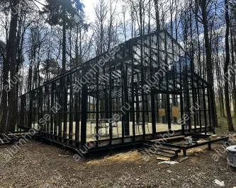 Строительство стеклянной оранжереи для мероприятий