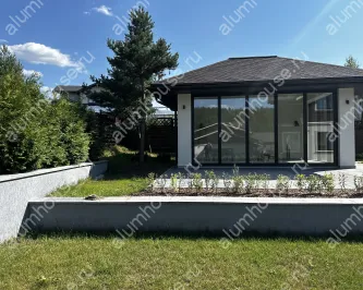 Строительство теплой беседки с остеклением и дверью гармошка