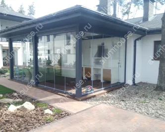 Остекление веранды с барбекю