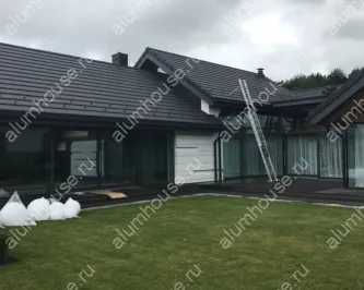 Фасадное остекление дома алюминиевым профилем