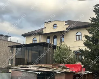 Базрамное слайдинговое остекление с тонированным стеклом "Бронза"