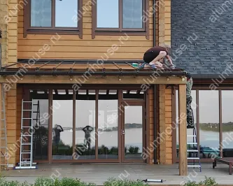 Остекление деревянной перголы по готовому каркасу