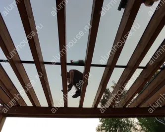 Остекление деревянной перголы по готовому каркасу