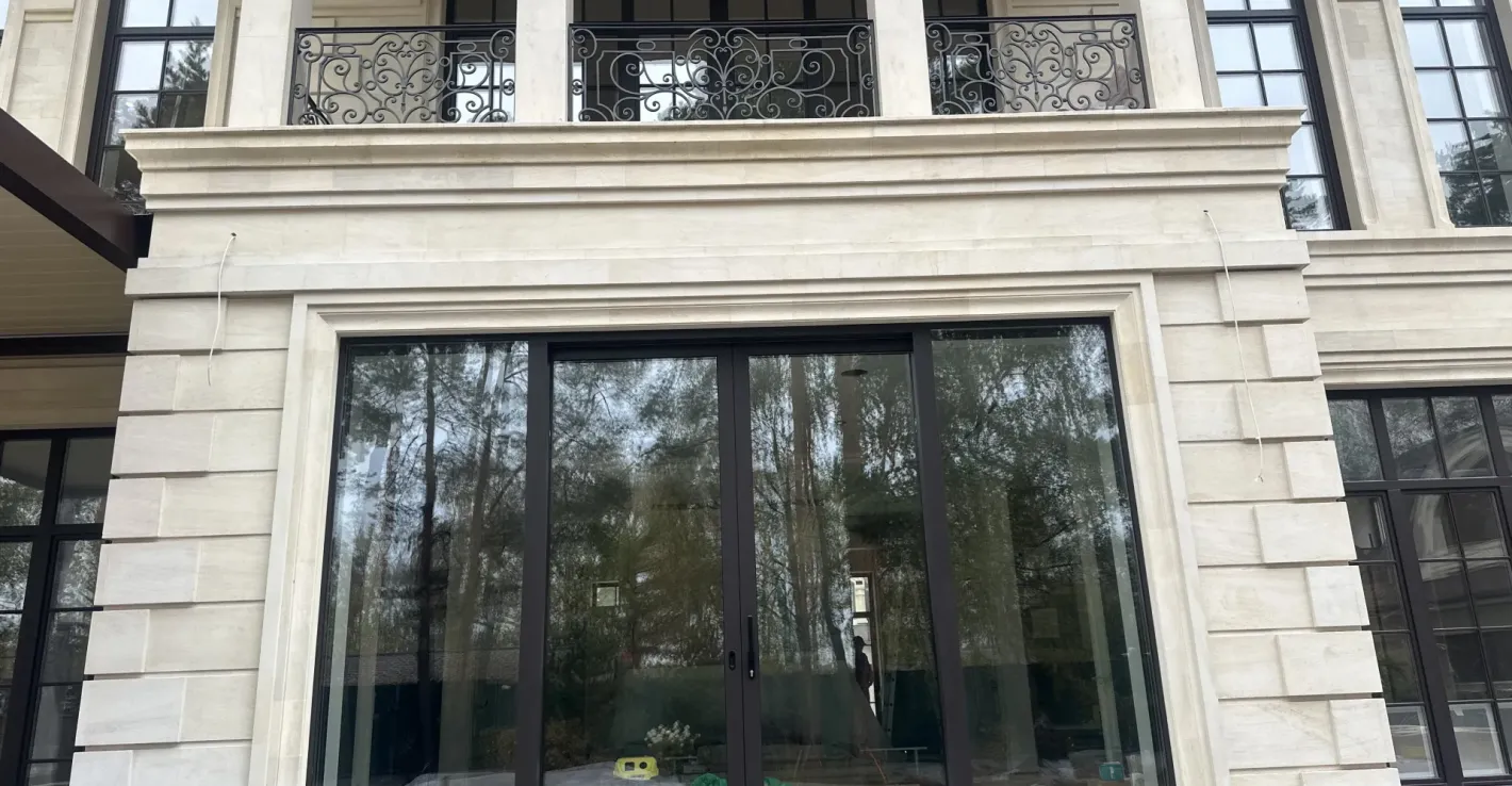 Теплое раздвижное остекление