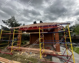 Строительство теплой беседки с остеклением и дверью гармошка