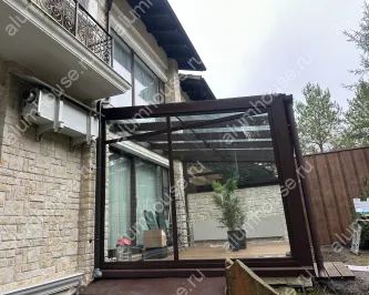 Холодный зимний сад из алюминия с раздвижными стеклянными дверьми