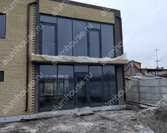 Фасадное остекление коттеджа алюминиевым профилем