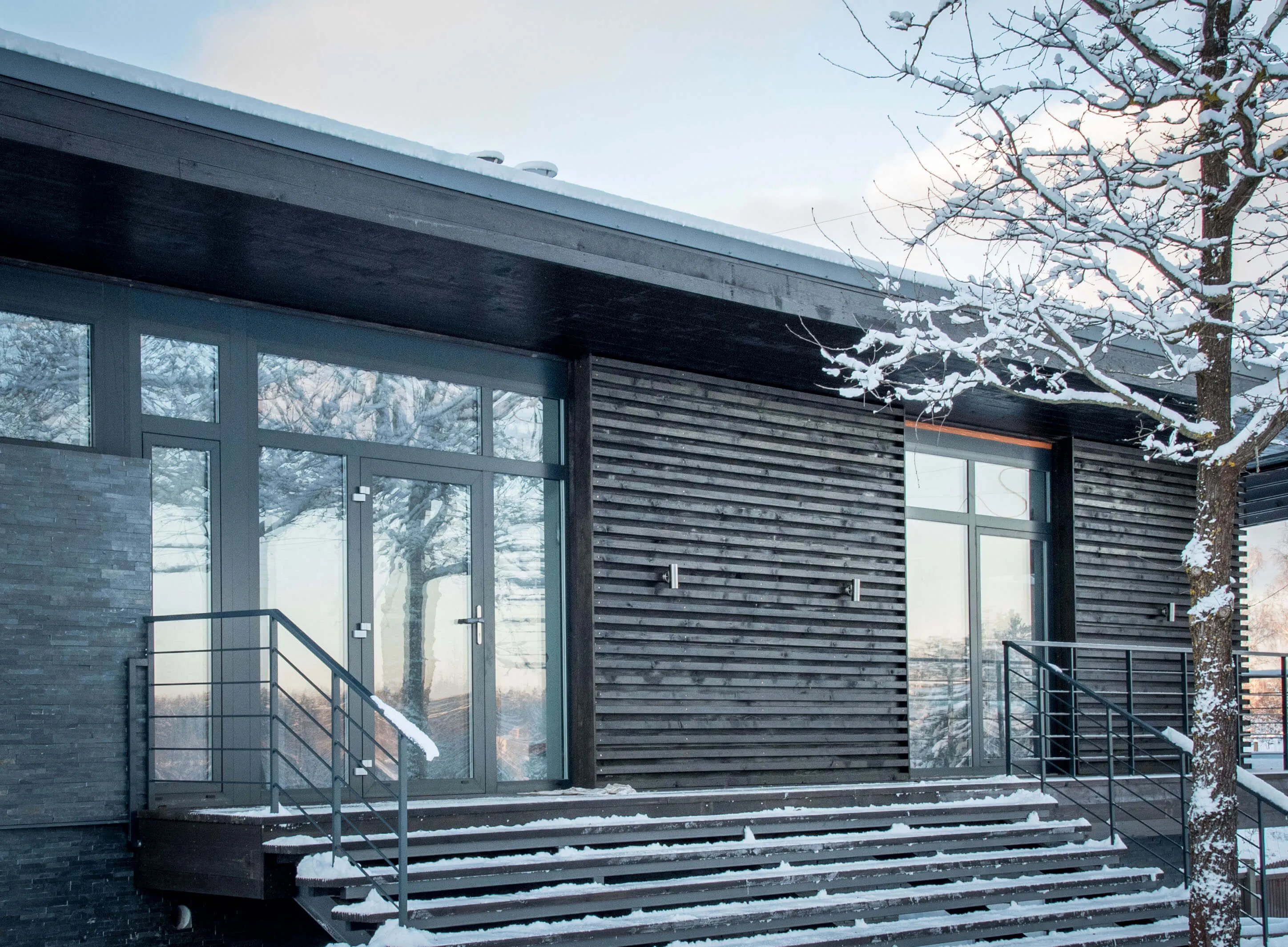 Остекление одноэтажных домов