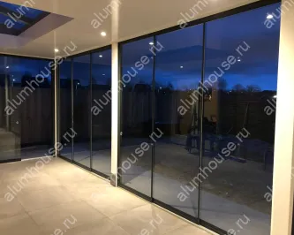 Раздвижные стеклянные стены для беседки