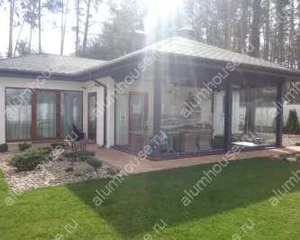 Остекление веранды с барбекю