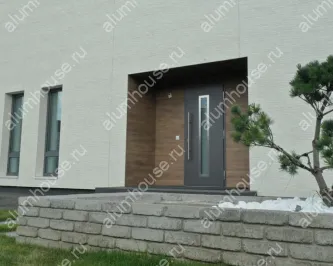 Остекление алюминием дома хай-тек