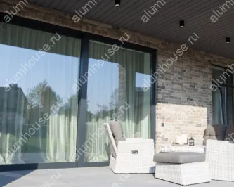 Комплексное остекление коттеджа с верандой