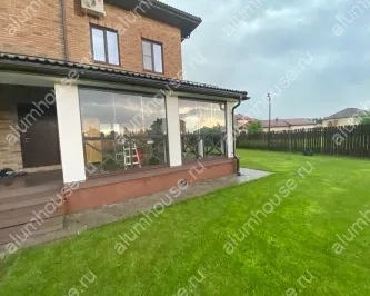 Легкое остекление веранды слайд системой