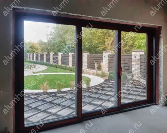 Теплые алюминиевые трехстворчатые раздвижные двери