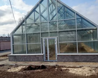 Строительство стеклянной оранжереи из алюминиевого профиля