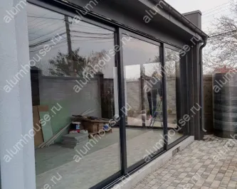 Остекление беседки теплыми раздвижными дверьми