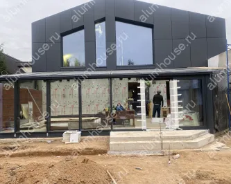 Зимний сад из алюминиевого профиля с несущим металлическим каркасом