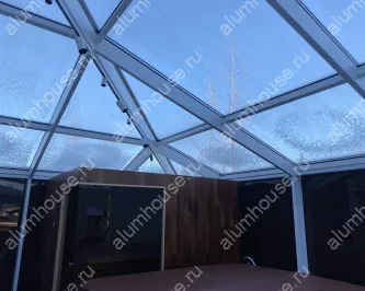 Зимний сад на крыше гаража из алюминиевого профиля