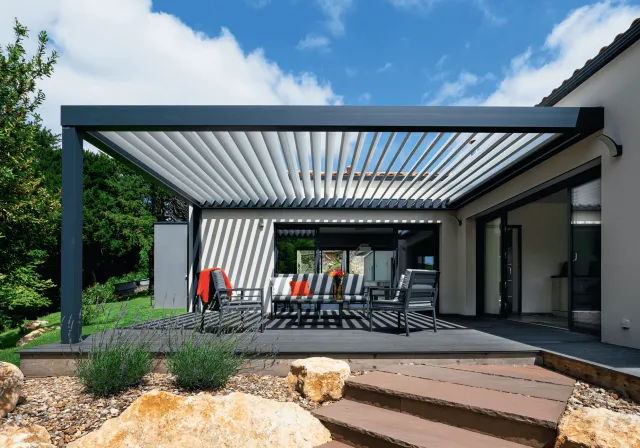 Алюминиевая беседка на террасе