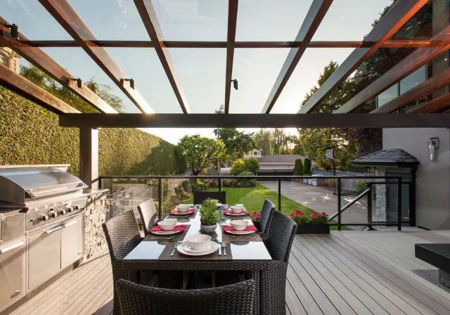 Стеклянные навесы для барбекю