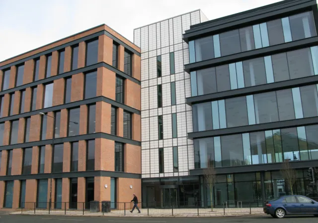 Фасадное остекление бизнес центров