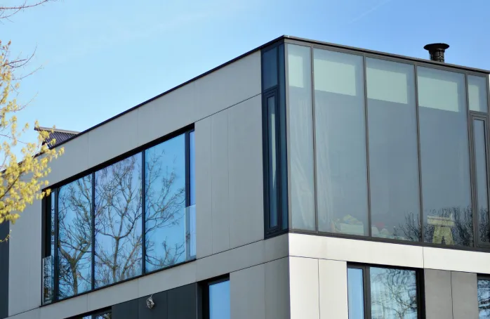 Почему выбирают фасадное остекление